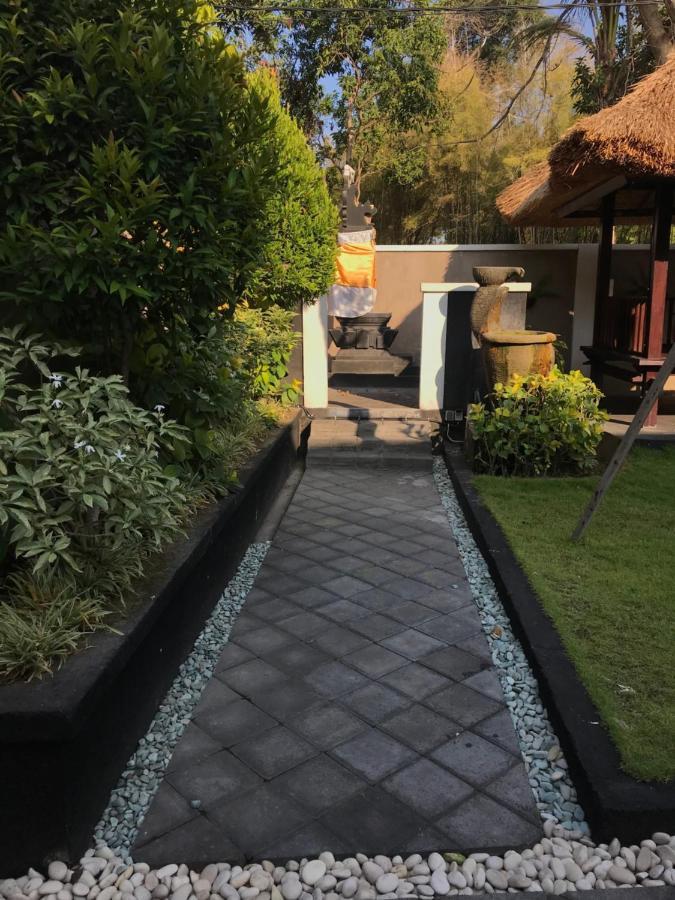 The Celuk Homestay Jimbaran Exterior foto